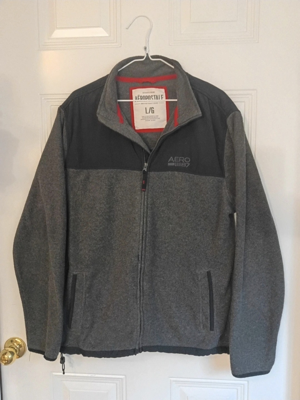 Aeropostale Men's Two-Tone Gray and Black Lightweight Jacket Fall Clothes NICE